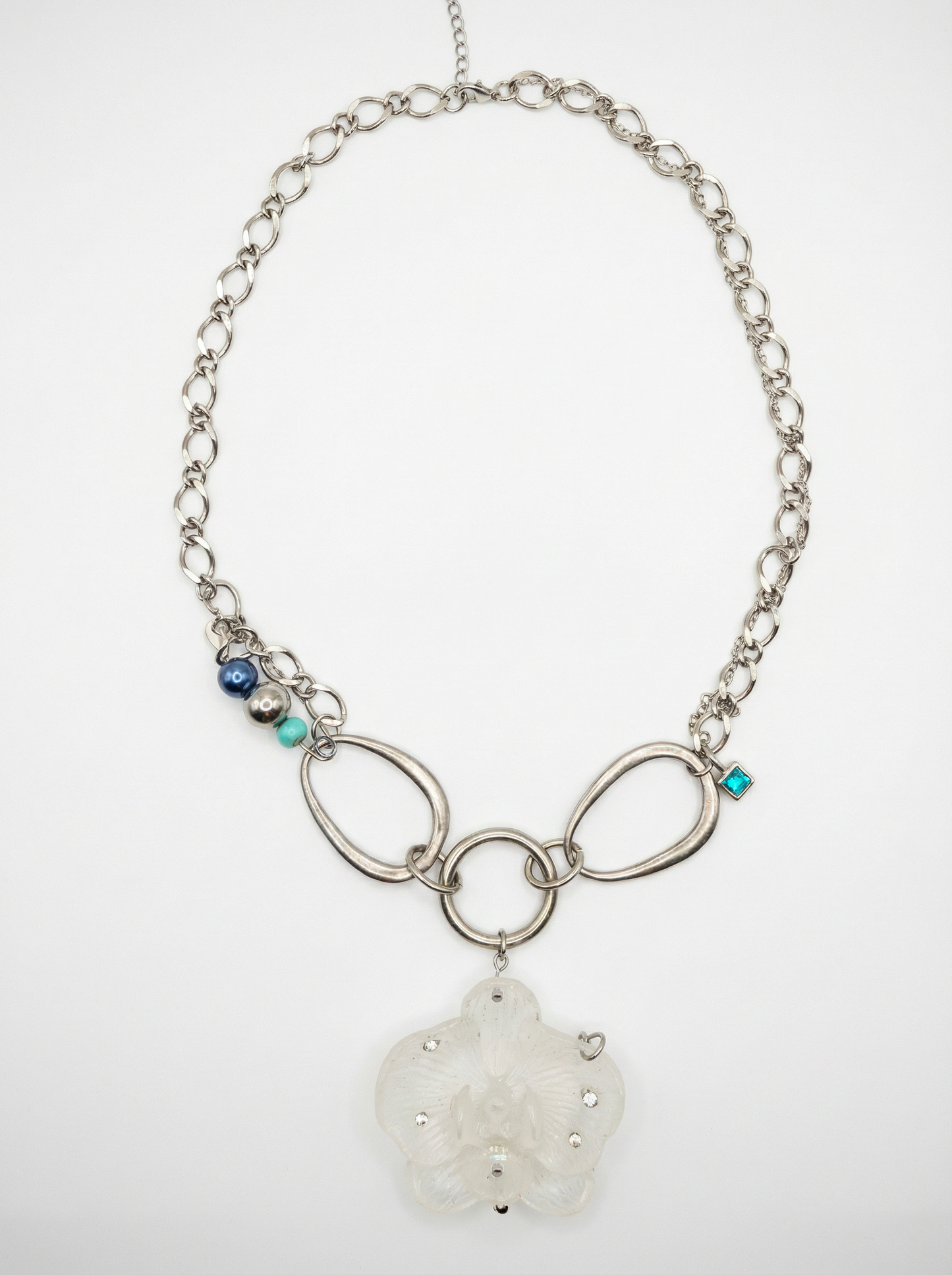 PIÈCE UNIQUE - Collier - Orchidée